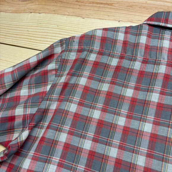VINTAGE OshKosh Bgosh Shirt Large Gray Red Short Sleeve Button Up Work Wear - Picture 15 of 16